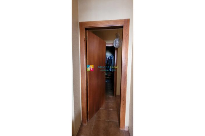 Image No.6-4 Bed Villa for sale