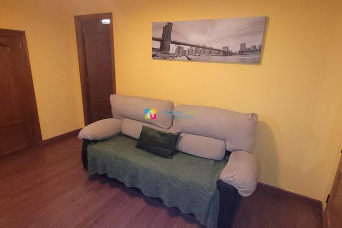 Image No.38-5 Bed Townhouse for sale