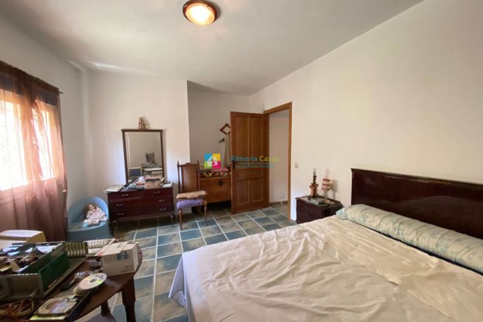 Image No.16-5 Bed Villa for sale