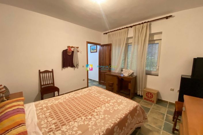 Image No.25-5 Bed Villa for sale