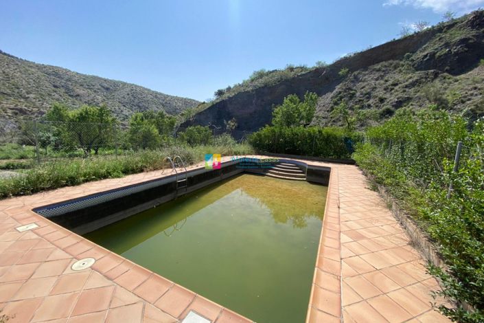 Image No.3-5 Bed Villa for sale