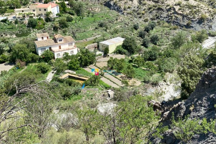 Image No.42-5 Bed Villa for sale