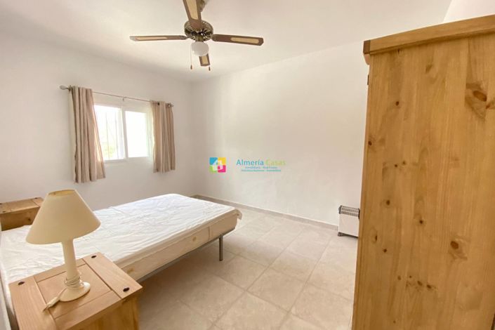 Image No.20-3 Bed Villa for sale