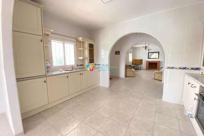 Image No.8-3 Bed Villa for sale