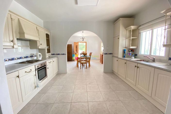 Image No.9-3 Bed Villa for sale