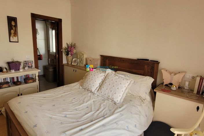 Image No.12-4 Bed Villa for sale