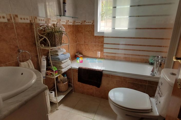 Image No.19-4 Bed Villa for sale