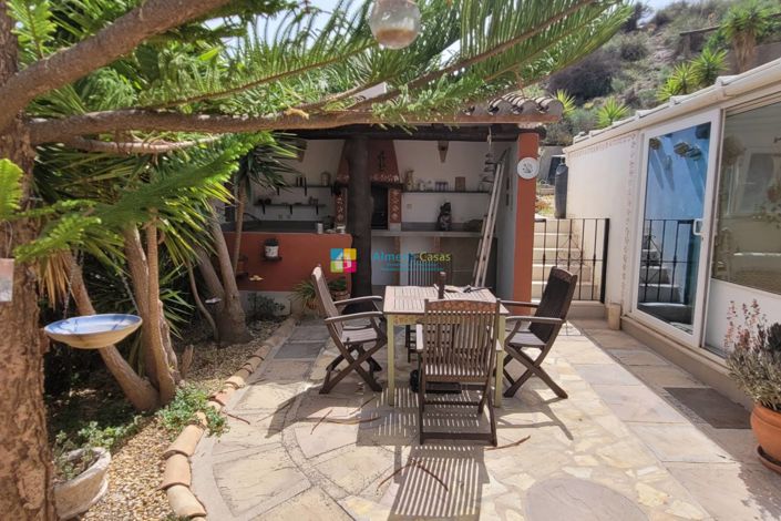 Image No.37-4 Bed Villa for sale