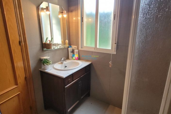 Image No.47-4 Bed Villa for sale