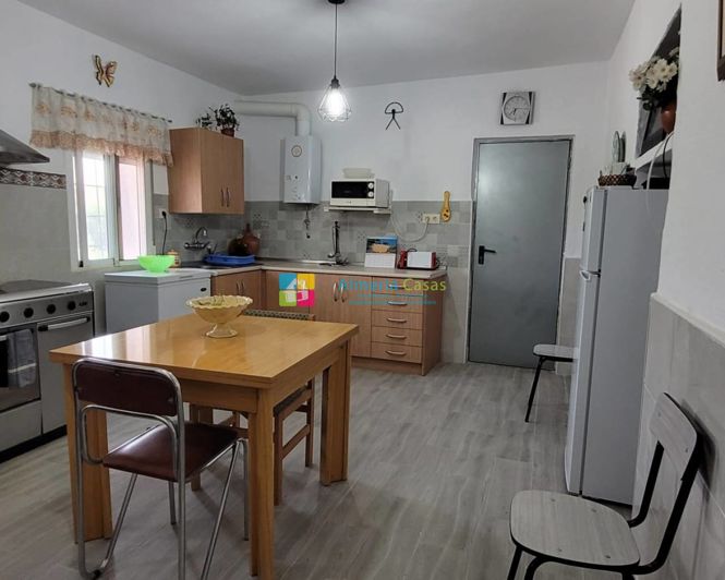 Image No.15-5 Bed Country House for sale