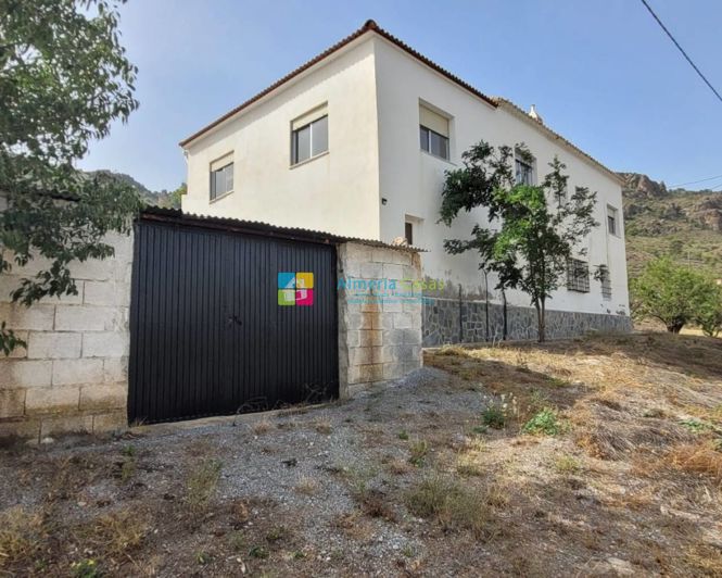 Image No.3-5 Bed Country House for sale