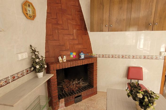 Image No.32-5 Bed Country House for sale