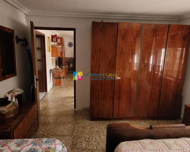 Image No.9-5 Bed Country House for sale