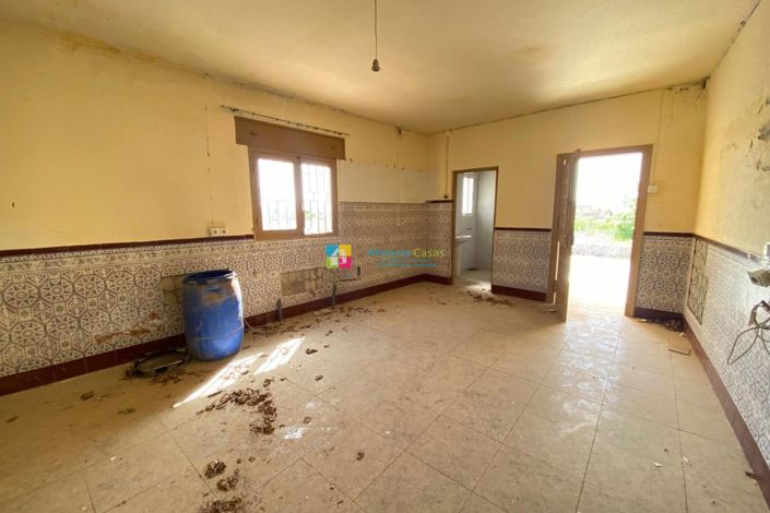 Image No.26-4 Bed Villa for sale