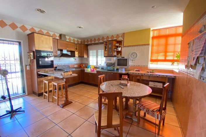 Image No.15-4 Bed Villa for sale