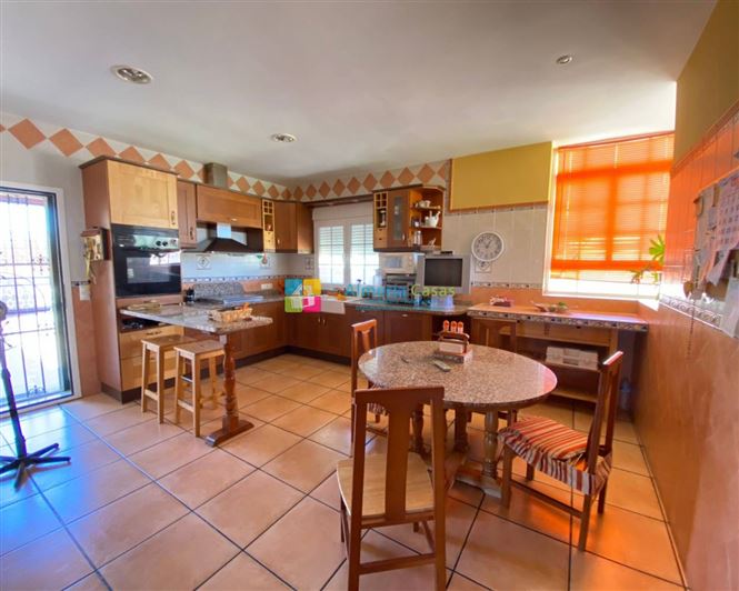 Image No.15-4 Bed Villa for sale