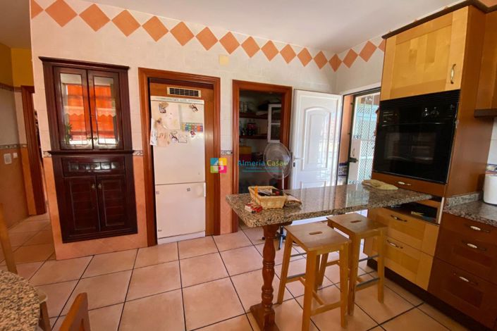 Image No.17-4 Bed Villa for sale