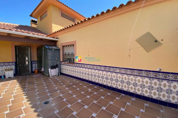 Image No.19-4 Bed Villa for sale