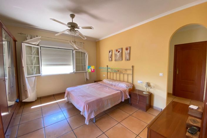 Image No.33-4 Bed Villa for sale