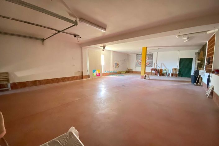 Image No.40-4 Bed Villa for sale