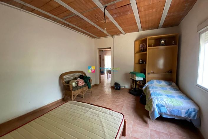 Image No.11-Maison de campagne de 4 chambres à vendre à Lúcar