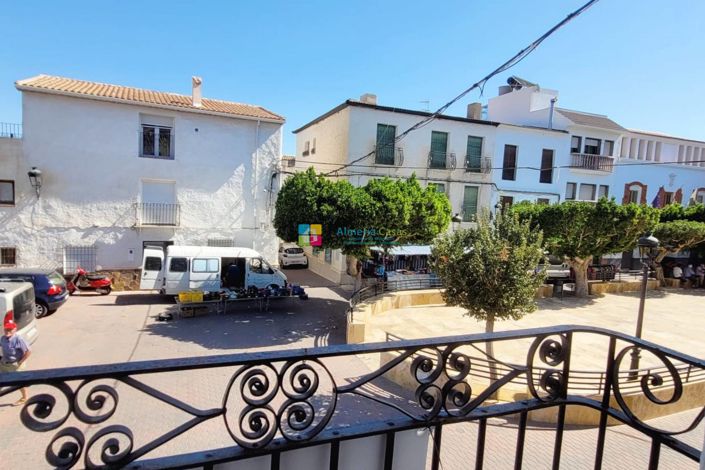 Image No.26-7 Bed Townhouse for sale