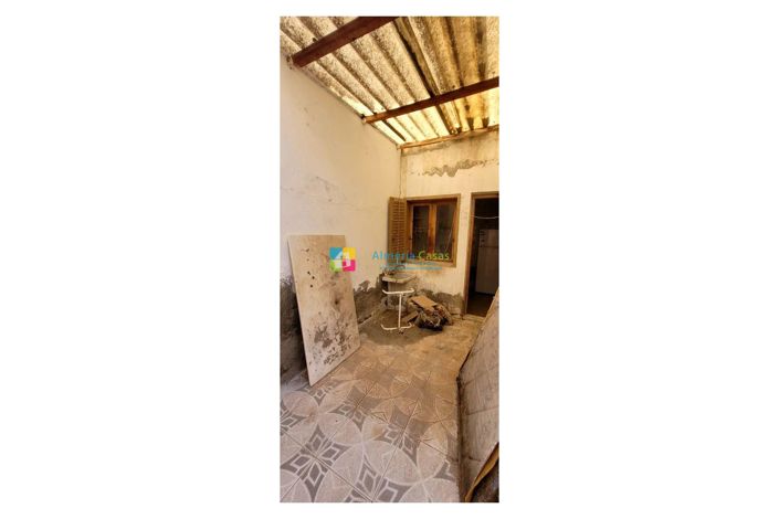 Image No.10-3 Bed Townhouse for sale