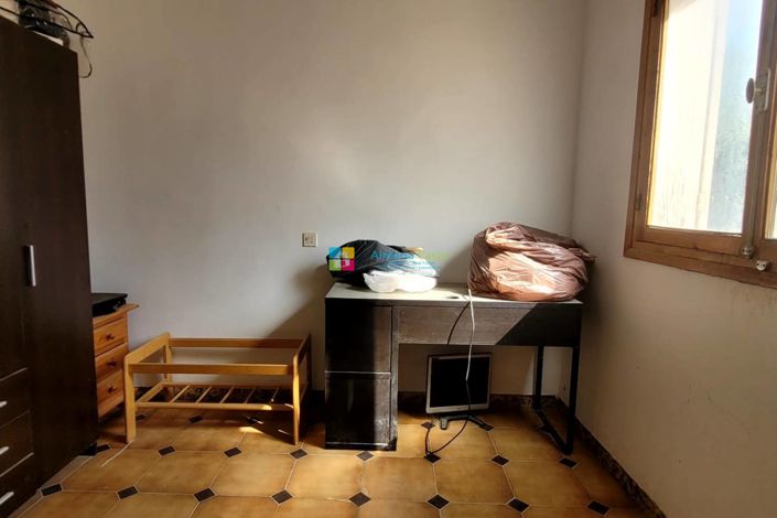 Image No.14-3 Bed Townhouse for sale