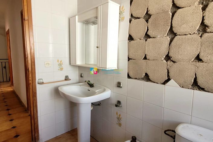 Image No.20-3 Bed Townhouse for sale