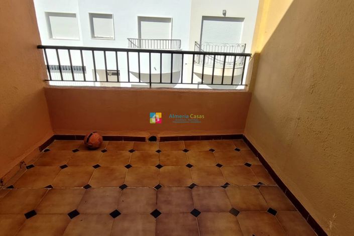 Image No.22-3 Bed Townhouse for sale