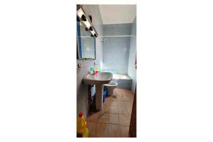 Image No.7-3 Bed Townhouse for sale