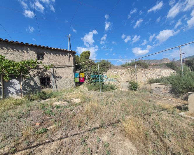 Image No.2-5 Bed Country House for sale