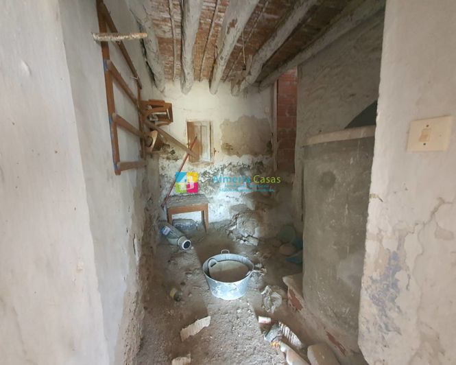 Image No.9-5 Bed Country House for sale