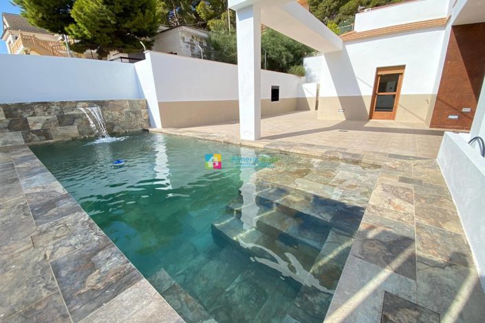 Image No.2-Villa de 5 chambres à vendre à San Juan De Los Terreros