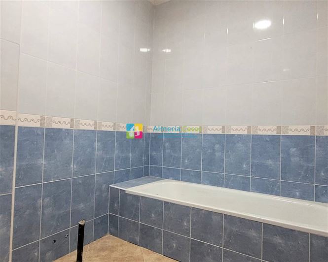 Image No.15-2 Bed Apartment for sale