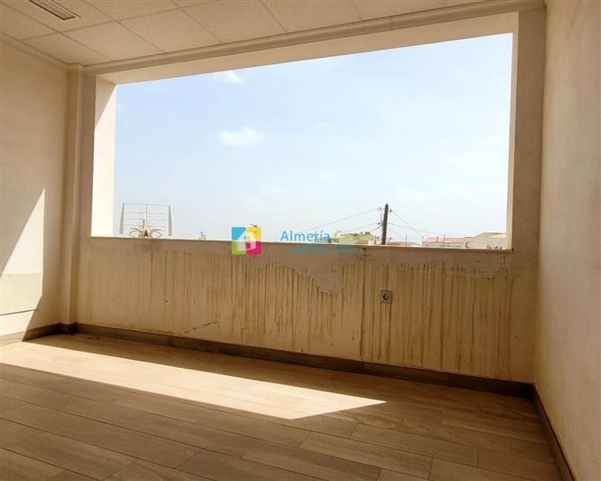 Image No.20-2 Bed Apartment for sale