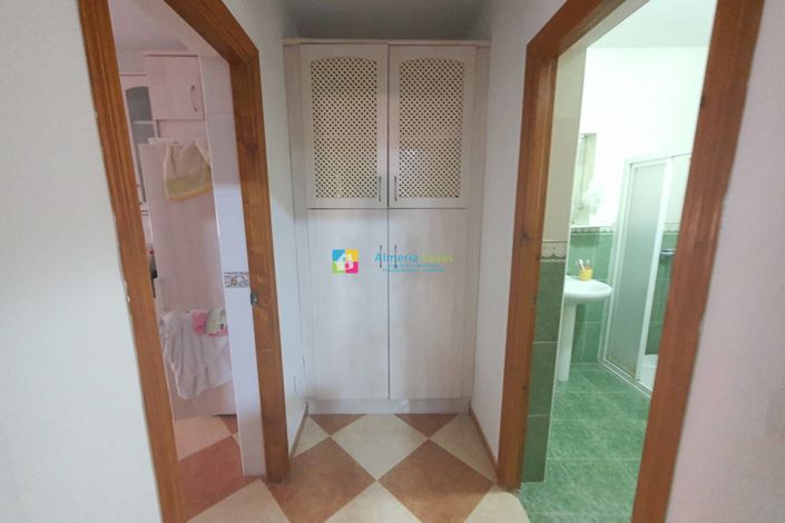 Image No.15-5 Bed Townhouse for sale