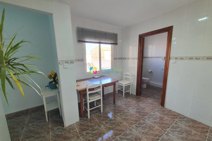 Image No.22-2 Bed Townhouse for sale