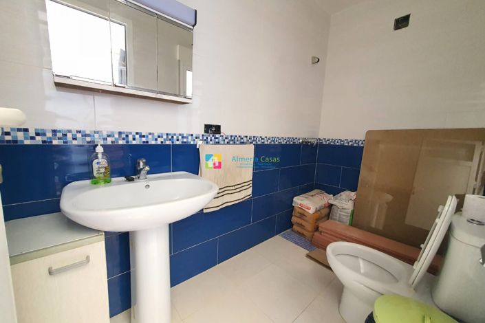 Image No.16-2 Bed Townhouse for sale