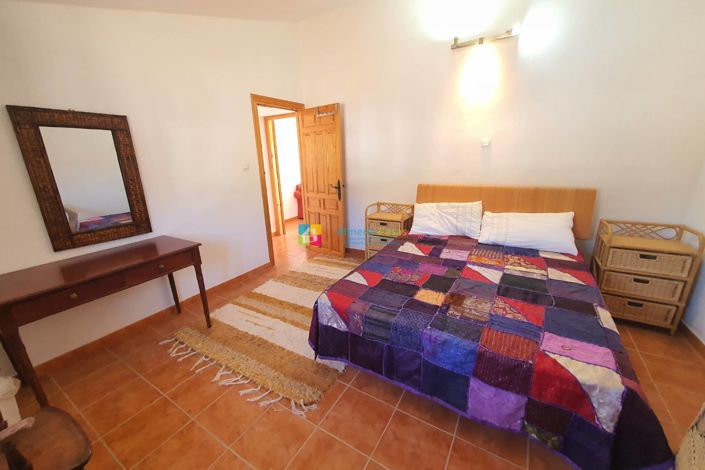 Image No.14-3 Bed Townhouse for sale