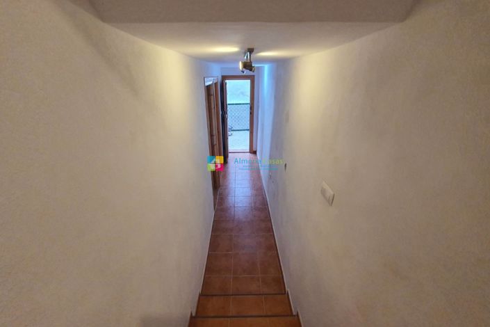 Image No.23-3 Bed Townhouse for sale