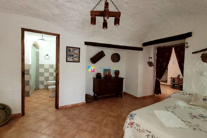 Image No.16-Maison de 4 chambres à vendre à Cullar