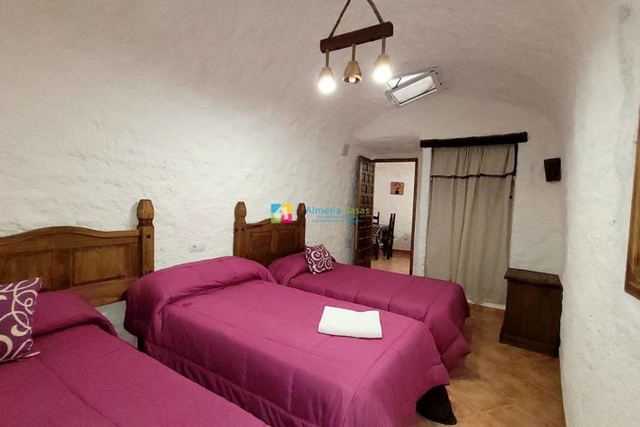 Image No.22-Maison de 4 chambres à vendre à Cullar