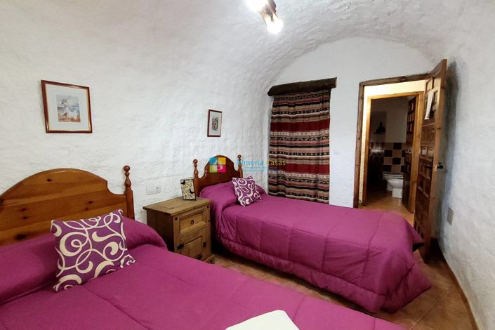 Image No.34-Maison de 4 chambres à vendre à Cullar