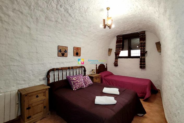 Image No.37-Maison de 4 chambres à vendre à Cullar