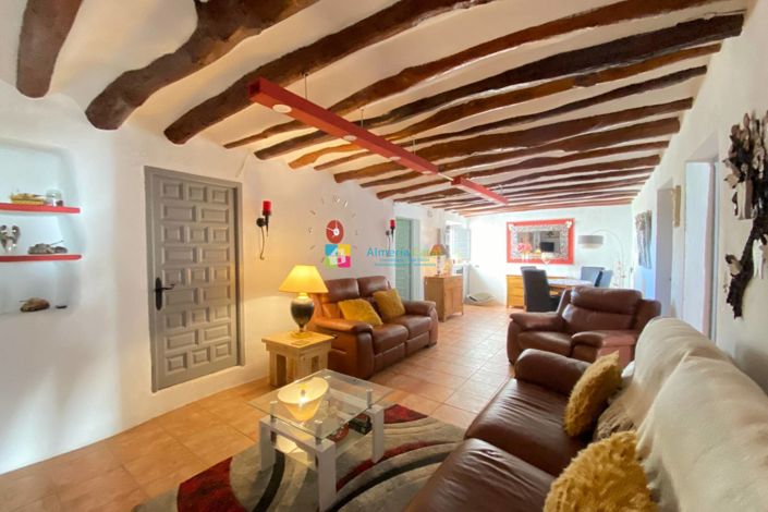 Image No.15-Maison de campagne de 6 chambres à vendre à Oria