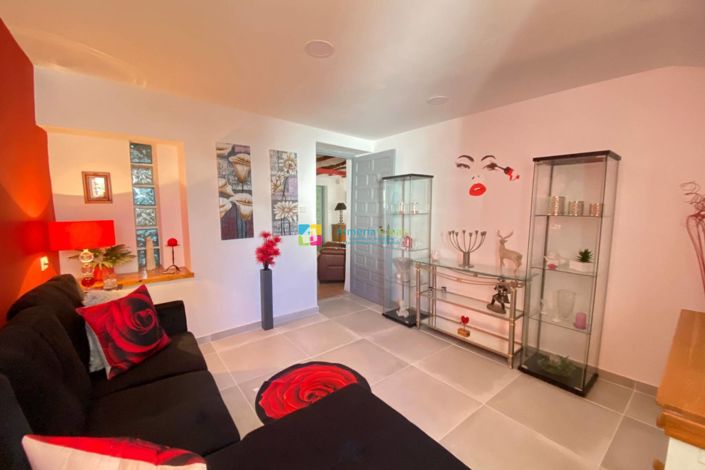 Image No.20-Maison de campagne de 6 chambres à vendre à Oria