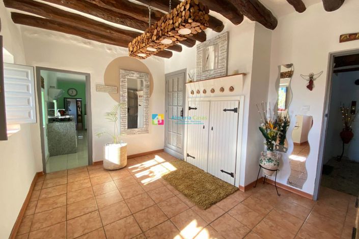 Image No.4-Maison de campagne de 6 chambres à vendre à Oria