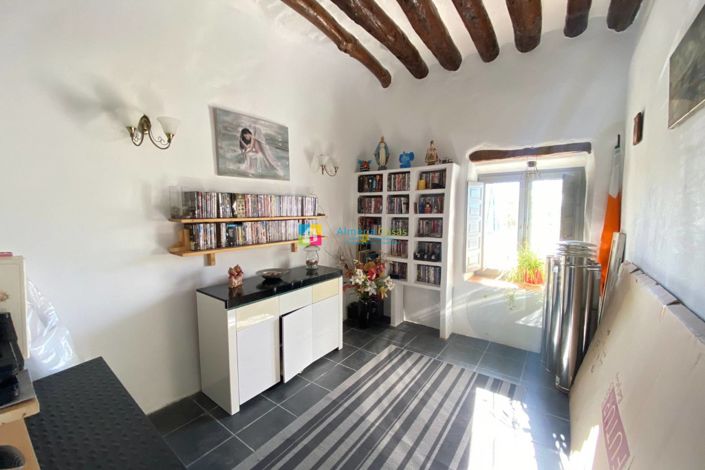 Image No.41-Maison de campagne de 6 chambres à vendre à Oria