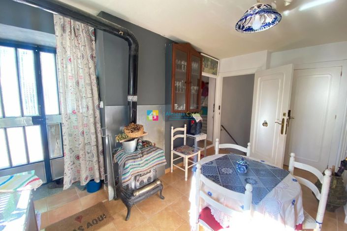 Image No.22-5 Bed Townhouse for sale